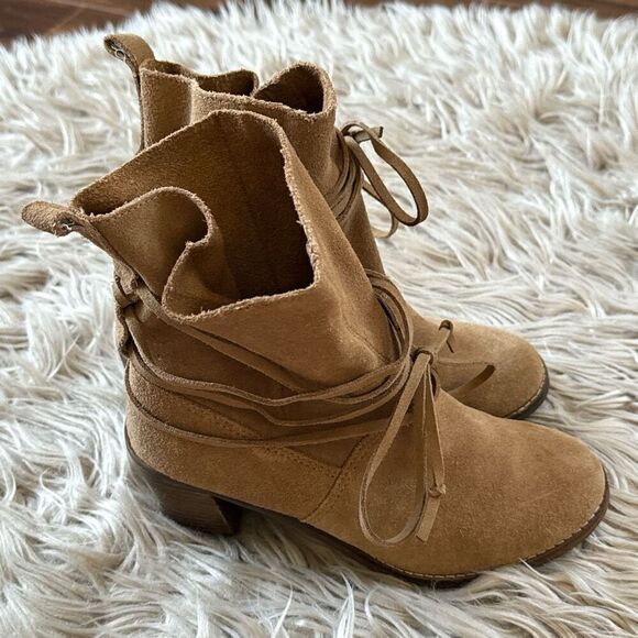 Tom’s leather wrap up slouch boots size 6 - Picture 3 of 8